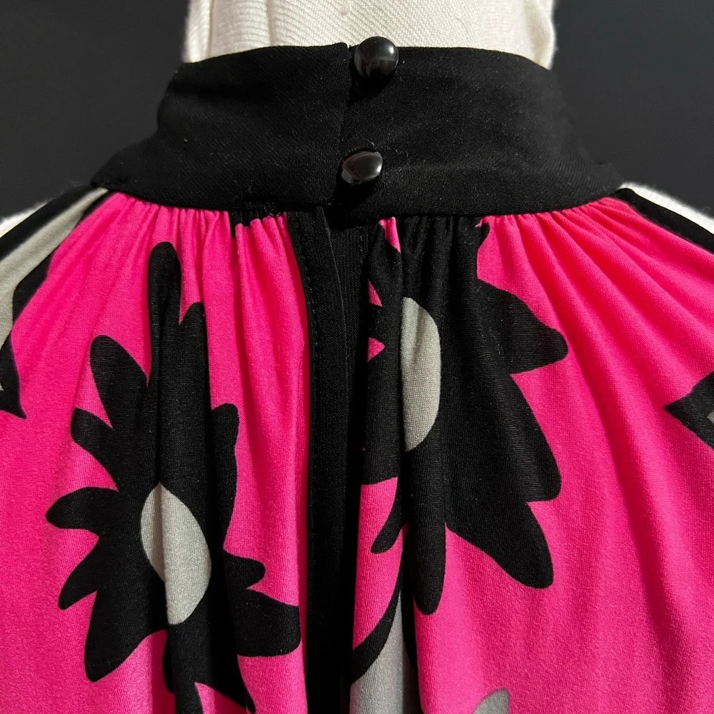 Halter Dress - Picture 5 of 9